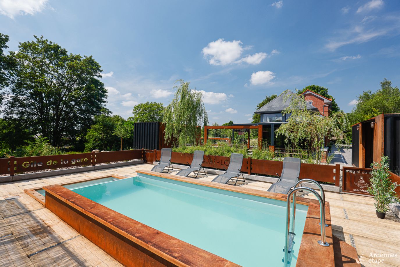 Piscine extérieure
